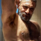 CCB: A Bear in Paris avatar