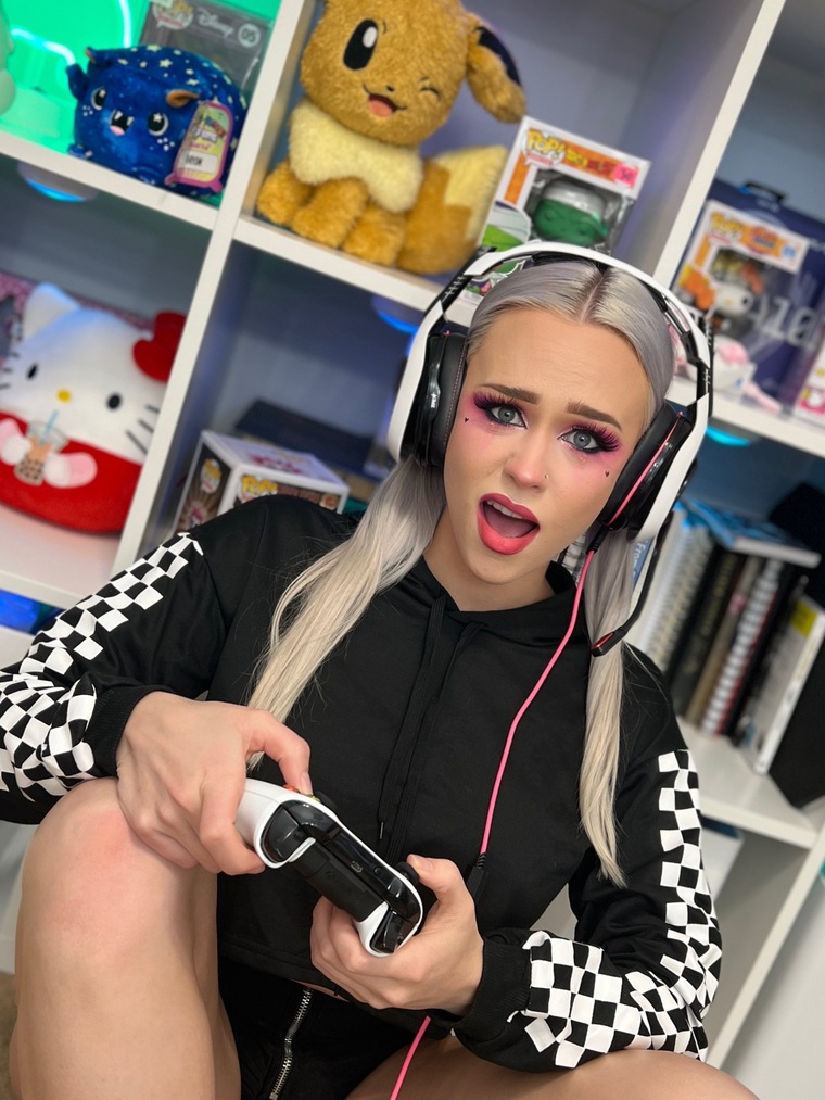 Penelope Ford banner image