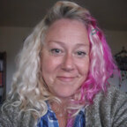 Thequeenager avatar