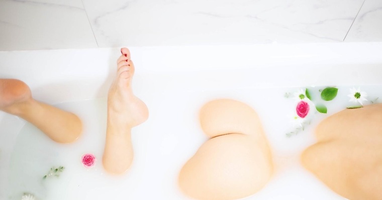 Dolly feet cover image