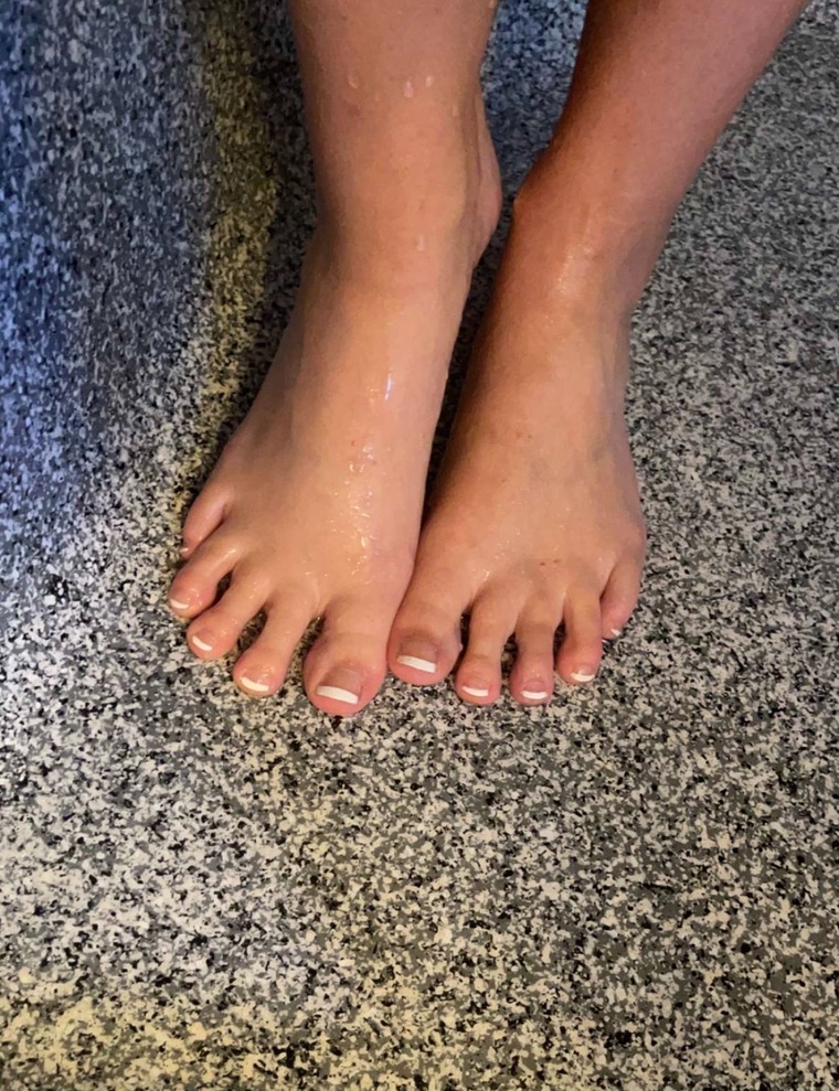 The Wealthy Feet banner image