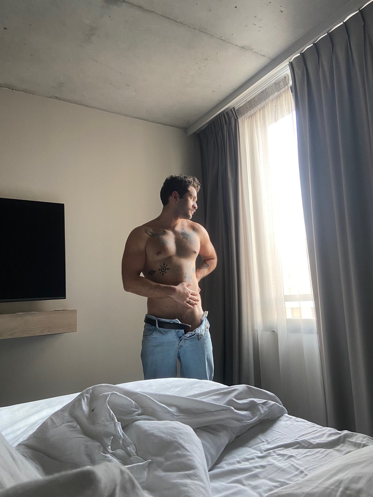 Jesús Cordero cover image
