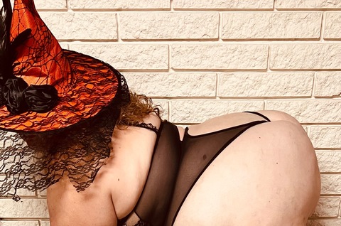 Thick&busty cover image