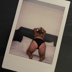thick nurse with a spicy side 😈 avatar