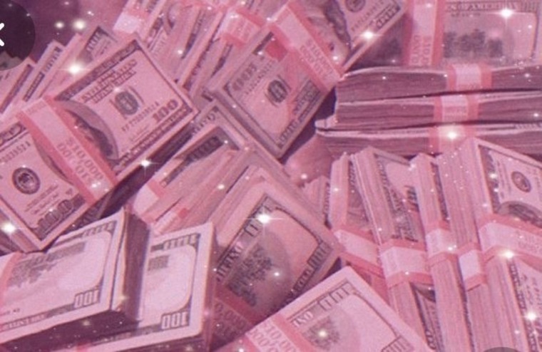 thighhigh princess 👸🏽💸 cover image
