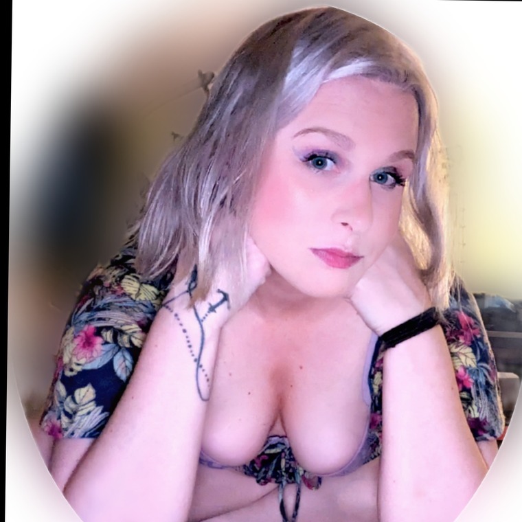 MISSY** SOUTHERN 30 Y/O THIRSTY MOM** banner image