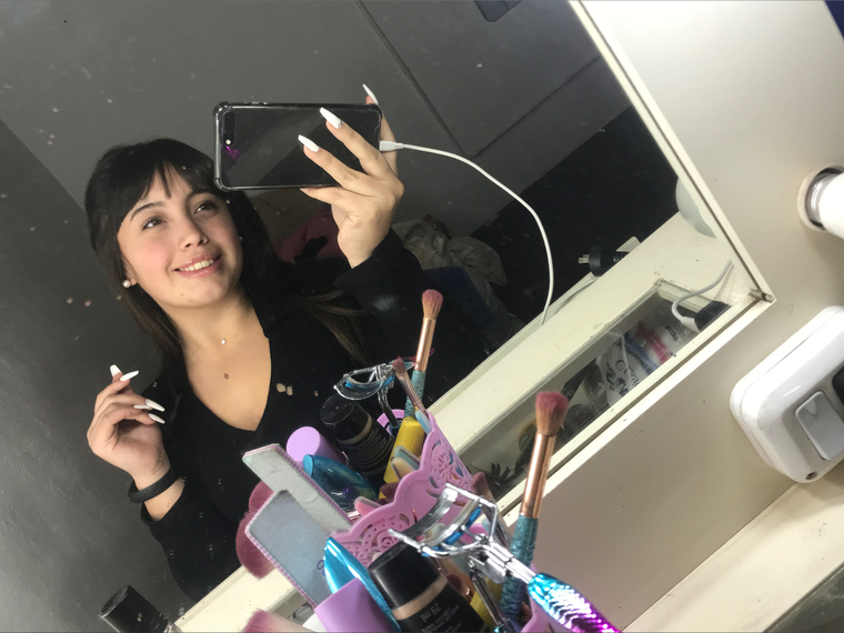 La chula cover image