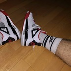 Tied Sneaker avatar