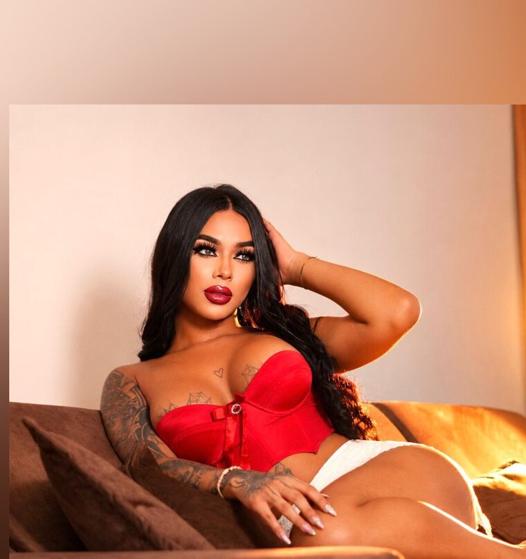 Tinaqueen_ cover image