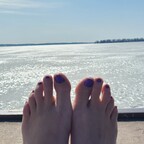 Tina's painted toes avatar