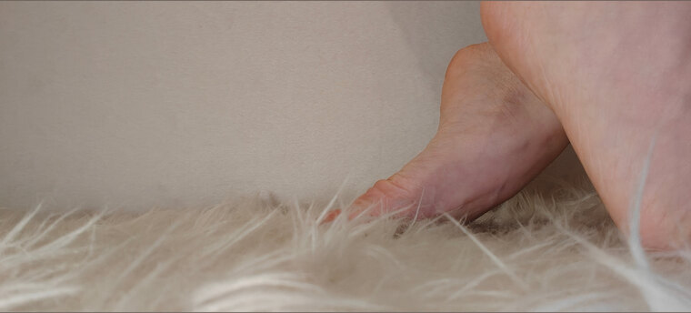 Tiny Feet cover image