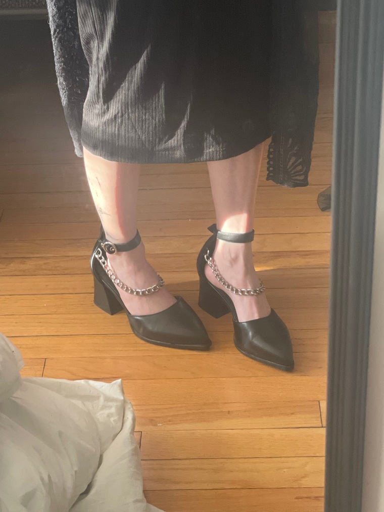 Tiny Gothic Feets cover image