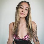Charis 🦄 avatar