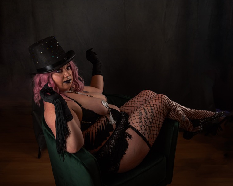 Tishina La Tush banner image