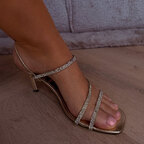 ToesyLuna avatar