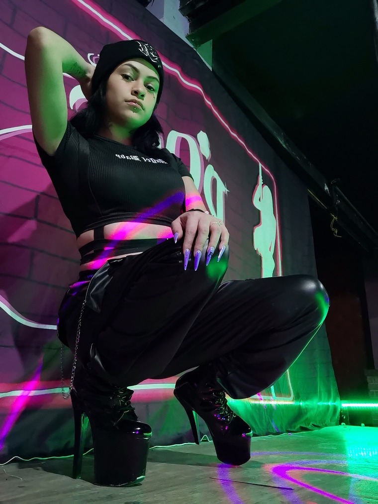 Daniela Rentería cover image
