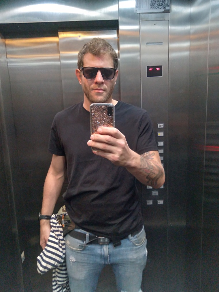 Tomas cover image
