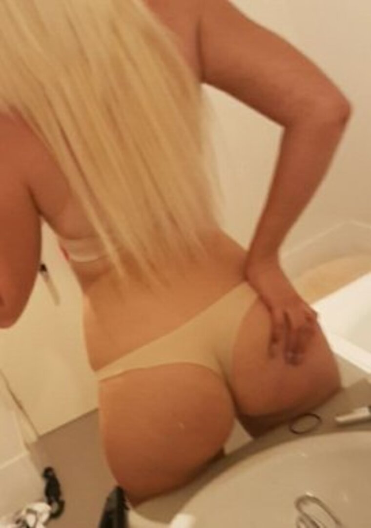 β£π MissBlondie Γ BooThang πβ£ banner image