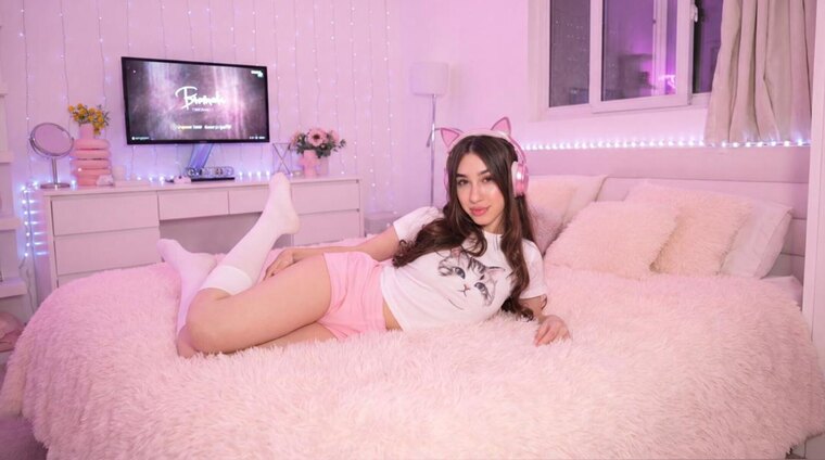 Tori Gamer 🎮 | cosplay ♡ cover image