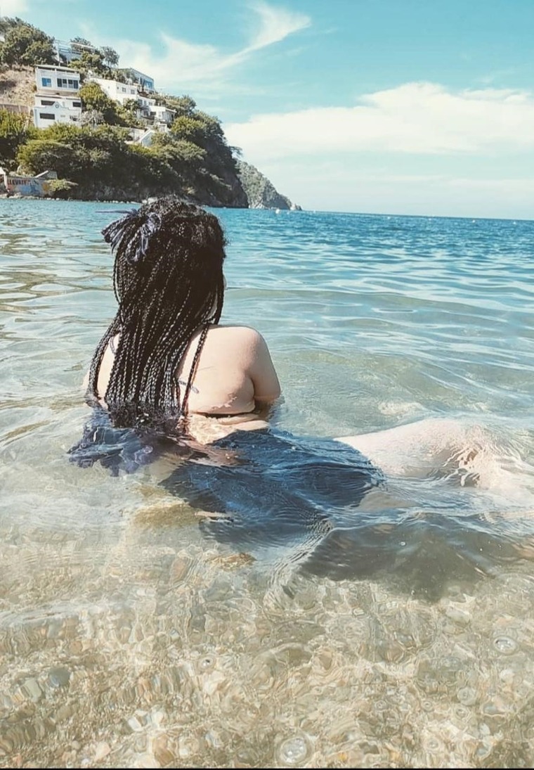 Isabel ✨ cover image