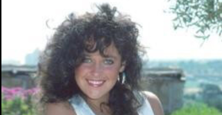 Tracy.neve banner image