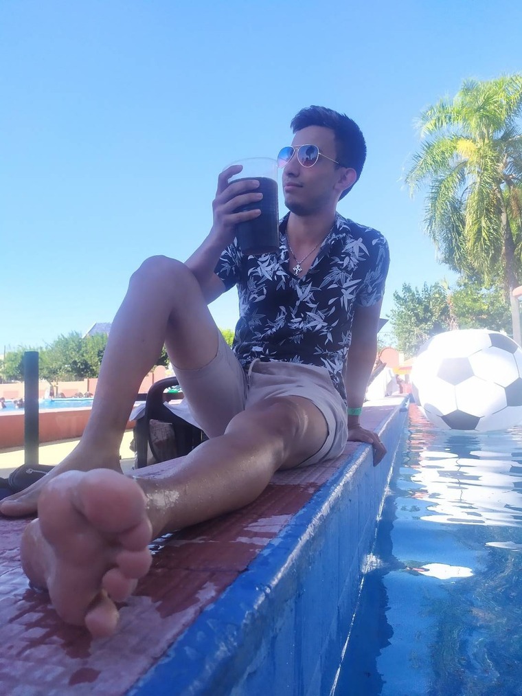 Gabrieel98 cover image