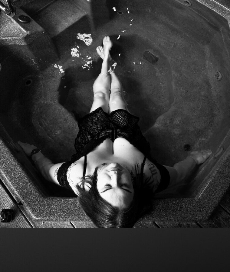 Nora Grey cover image