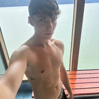 Travel twink avatar