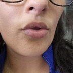 Trilingual Babe avatar