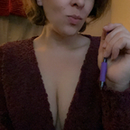 Trixxxie R avatar