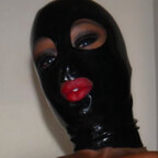 TS Latex Lyni avatar
