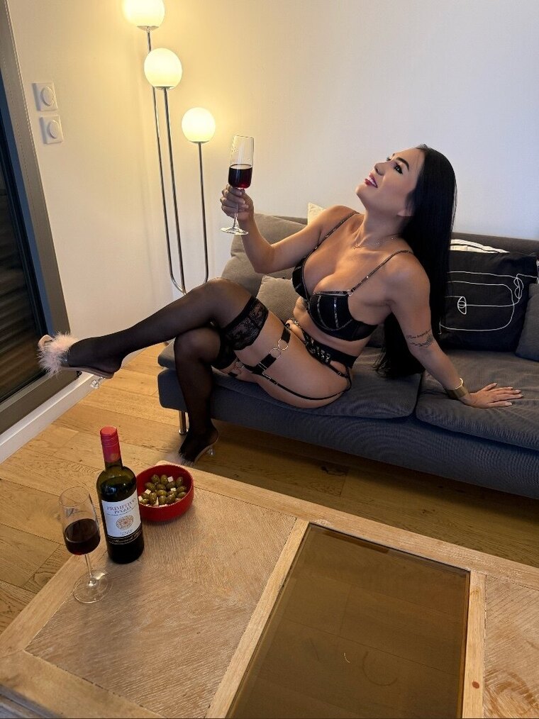 Taynara Dutra Sousa banner image