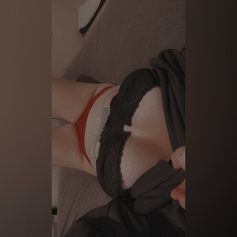 Queenie_Babbie cover image