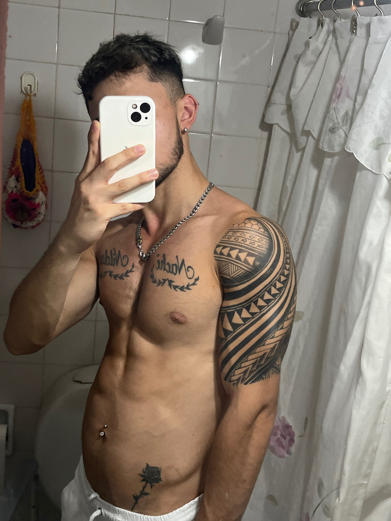 ThiagoHot Boy cover image