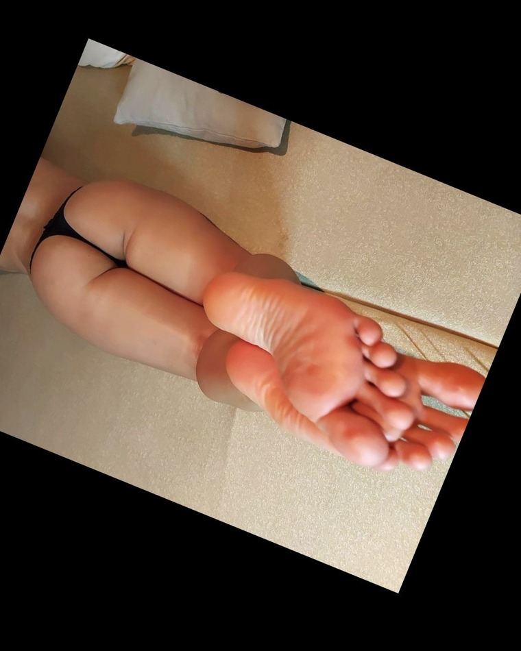 TWifeet cover image