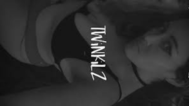 ✨TWiNKiLZ✨ banner image
