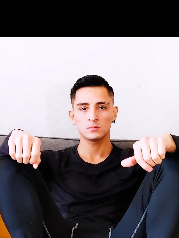 LOVERTWINKS cover image