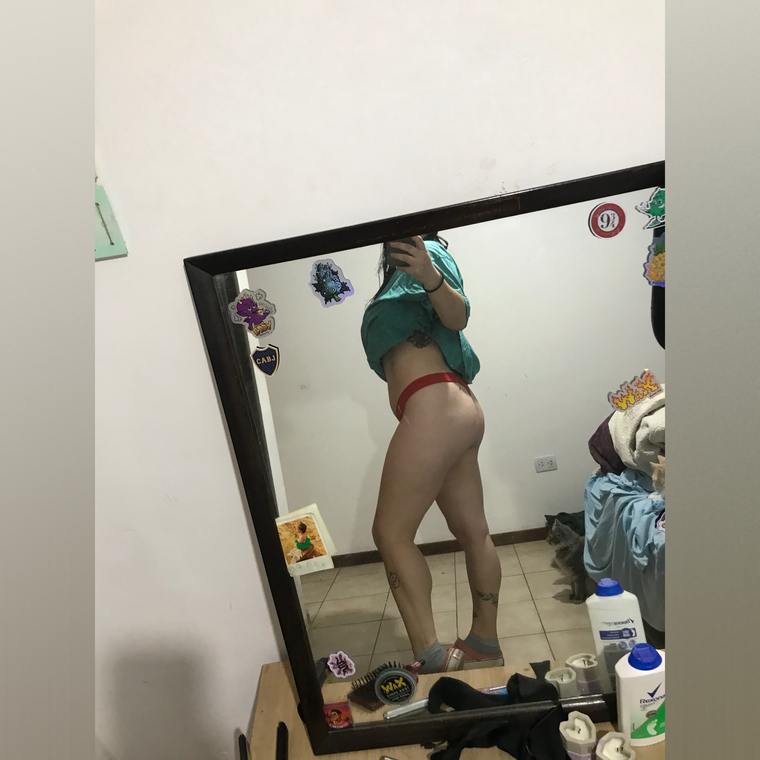 Valentina Zayas cover image