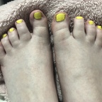 A couple of feet ugly avatar