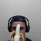 Big guys and dildos avatar
