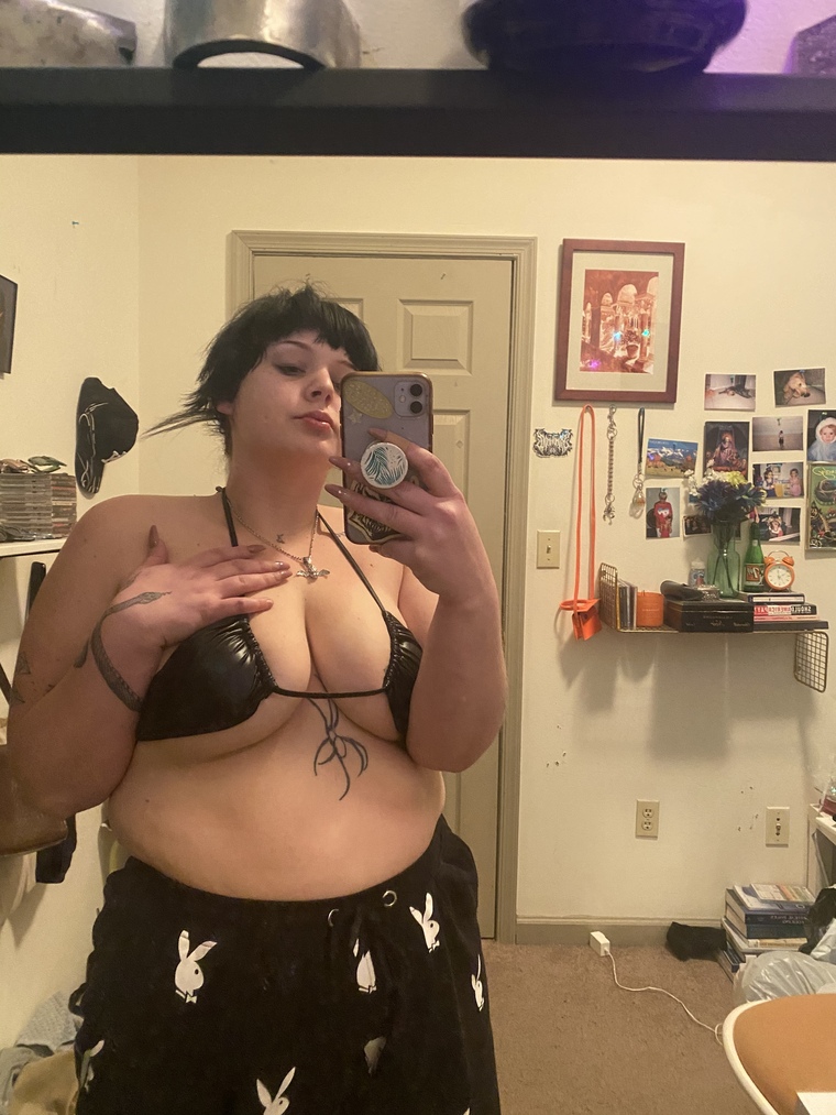 bitchybimbo banner image