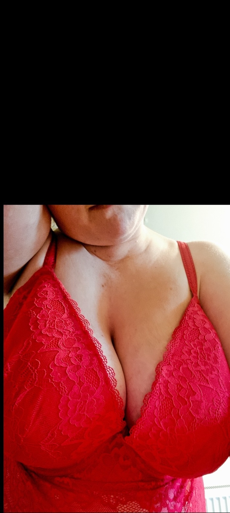 Threesomebitch cover image