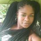 Lips_on_Hips avatar