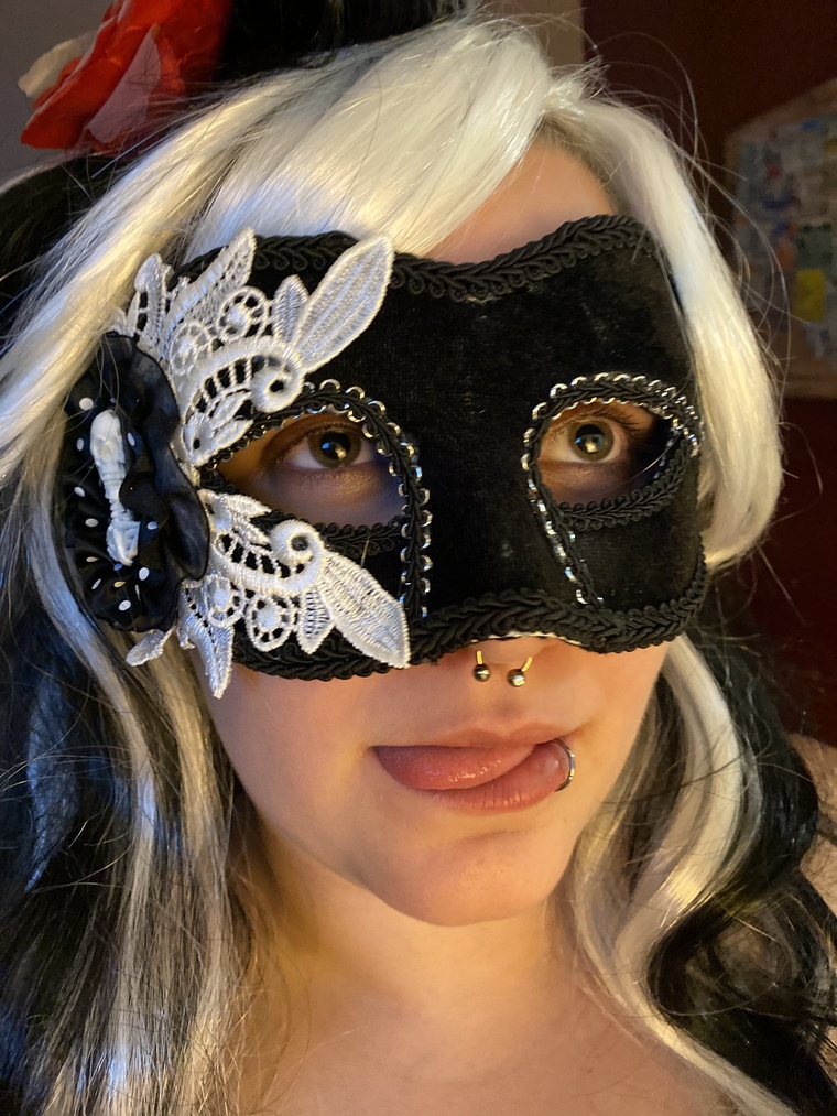 Cosplay Couple banner image