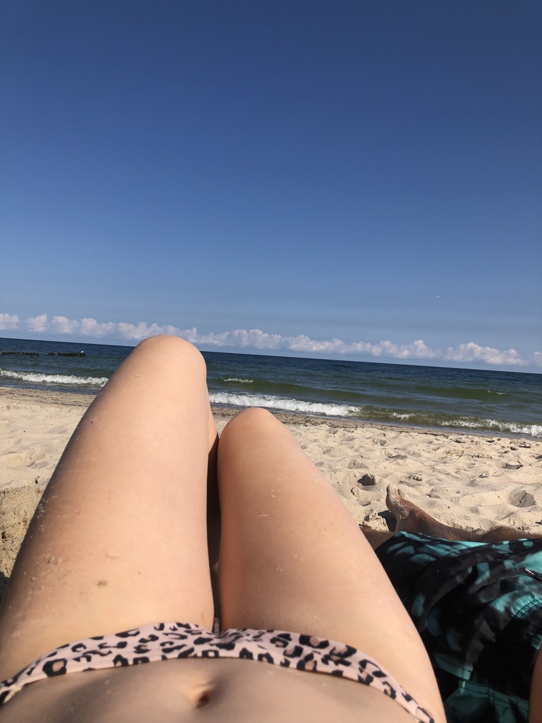Heyles girl cover image