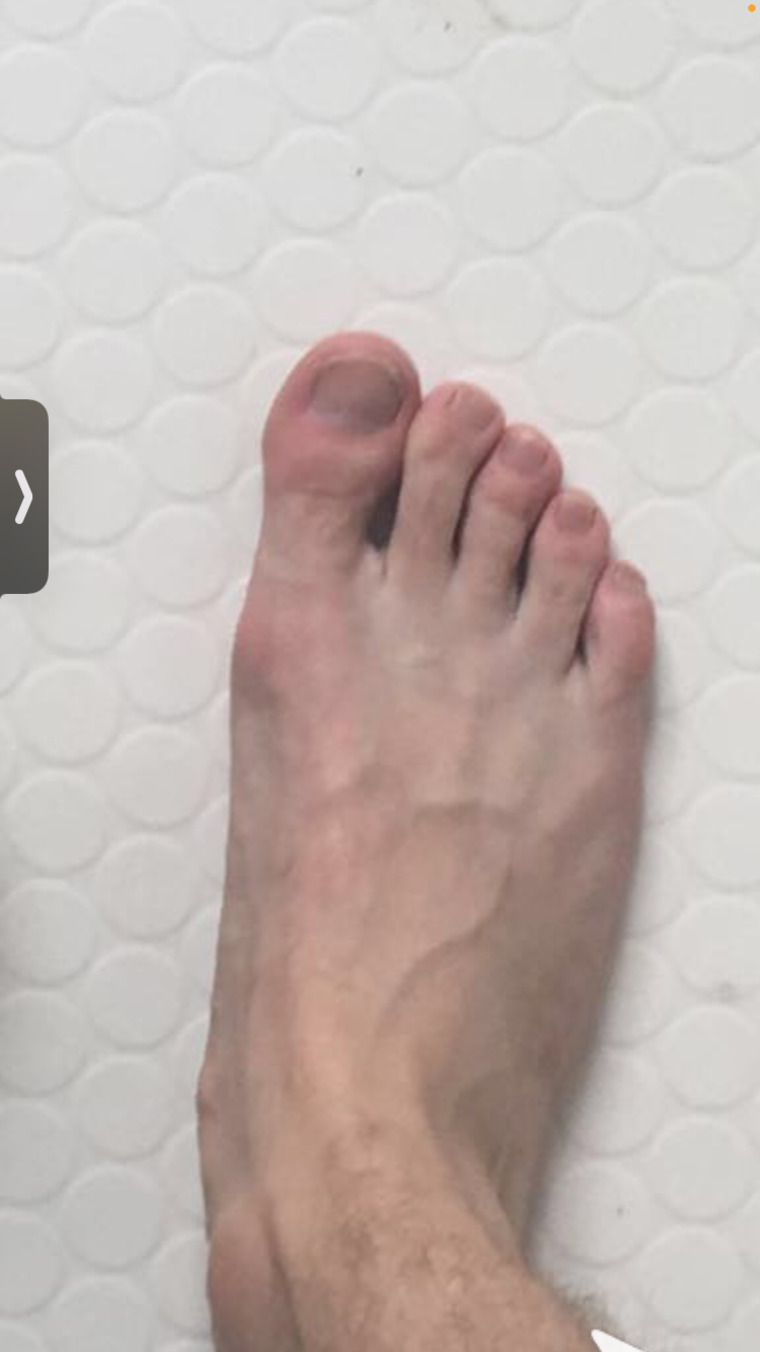 1 guy 1 good foot cover image