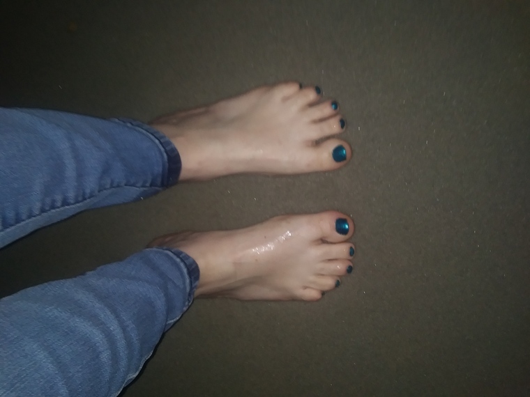 Joy V. Feet banner image