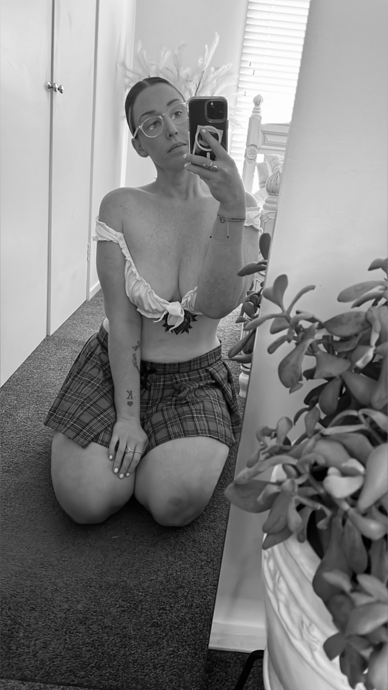 Alexa Von Heinrich banner image
