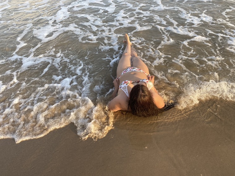 Vanesa☺️ banner image