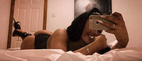 BlueEyesBaddie cover image
